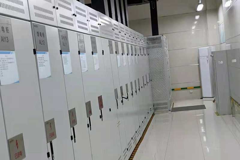 Power switchgear used in commercial buildings